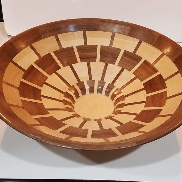 segmented turned platter - Picture 2 of 3